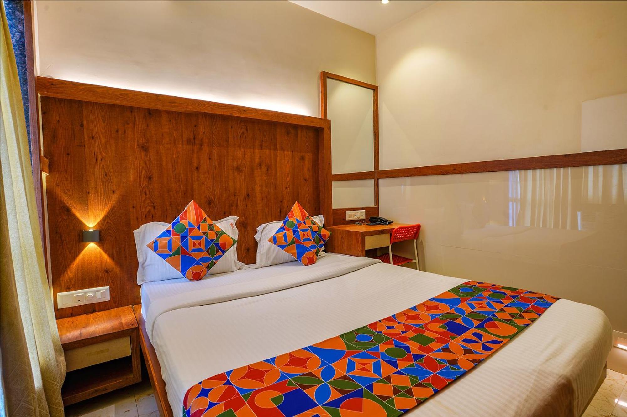Fabexpress Super 7 Inn - Nr Rabale Station Navi Mumbai Eksteriør bilde